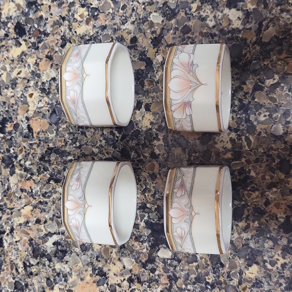 Noritake "Barrymore" Napkin Rings (Set of 4) - Picture 1 of 4